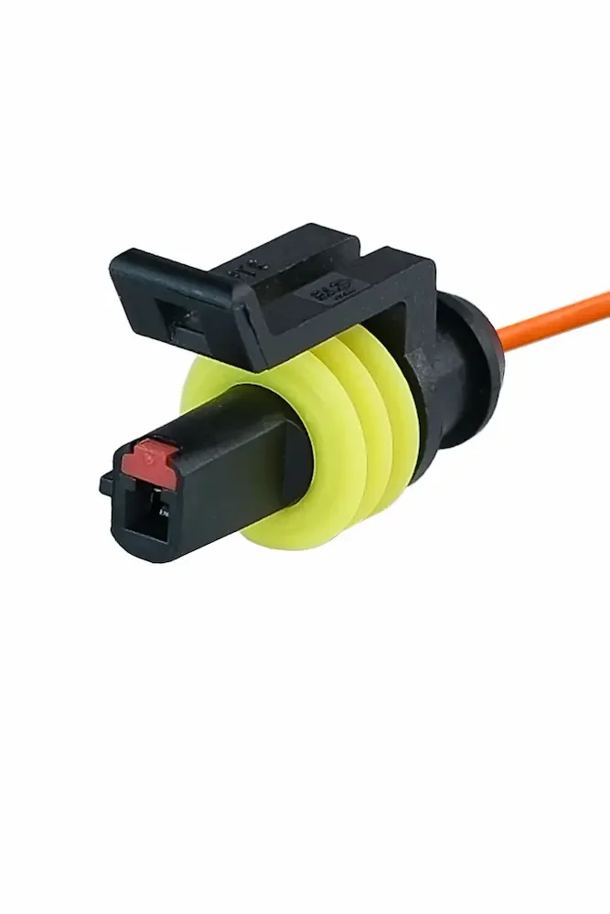 TE/Amp Superseal Male Socket 1 Pin Wired 3110393-K